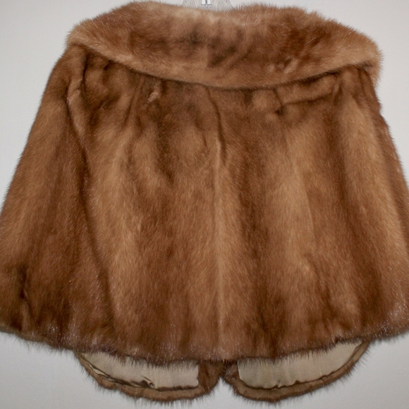 Vintage Autumn Haze Rare Quality EMBA Capelet - Picture 8 of 11